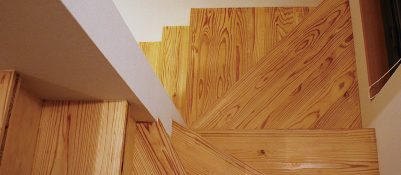 リビングに階段を設置するなら高性能な断熱材を選ぶ